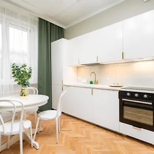 Aleje Jerozolimskie 42 By Homeprime Apartament Warszawa