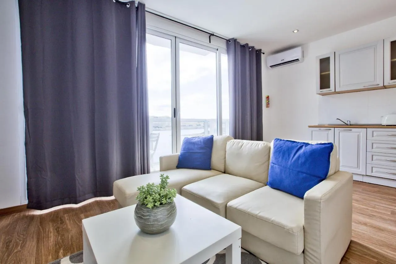 Bastions Seaview Apartments And Duplex Penthouse In Sliema By Shortletsmalta