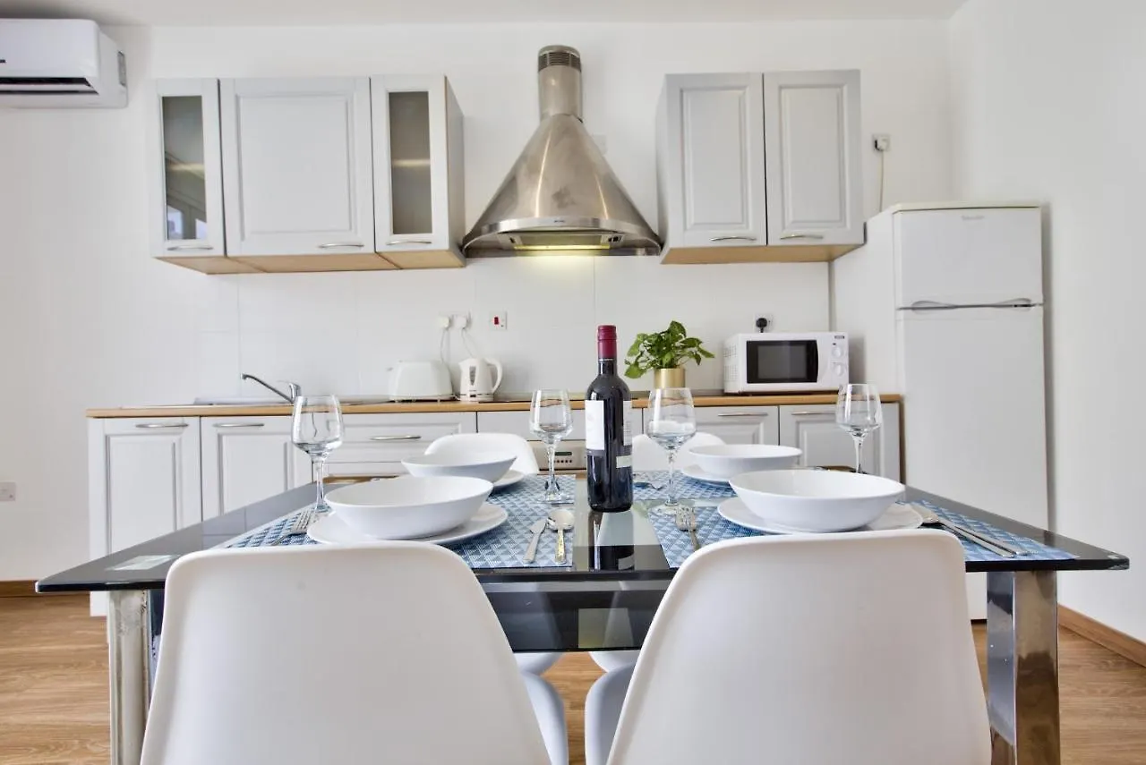 Bastions Seaview Apartments And Duplex Penthouse In Sliema By Shortletsmalta 0*,