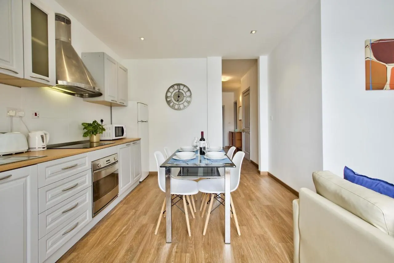 Bastions Seaview Apartments And Duplex Penthouse In Sliema By Shortletsmalta