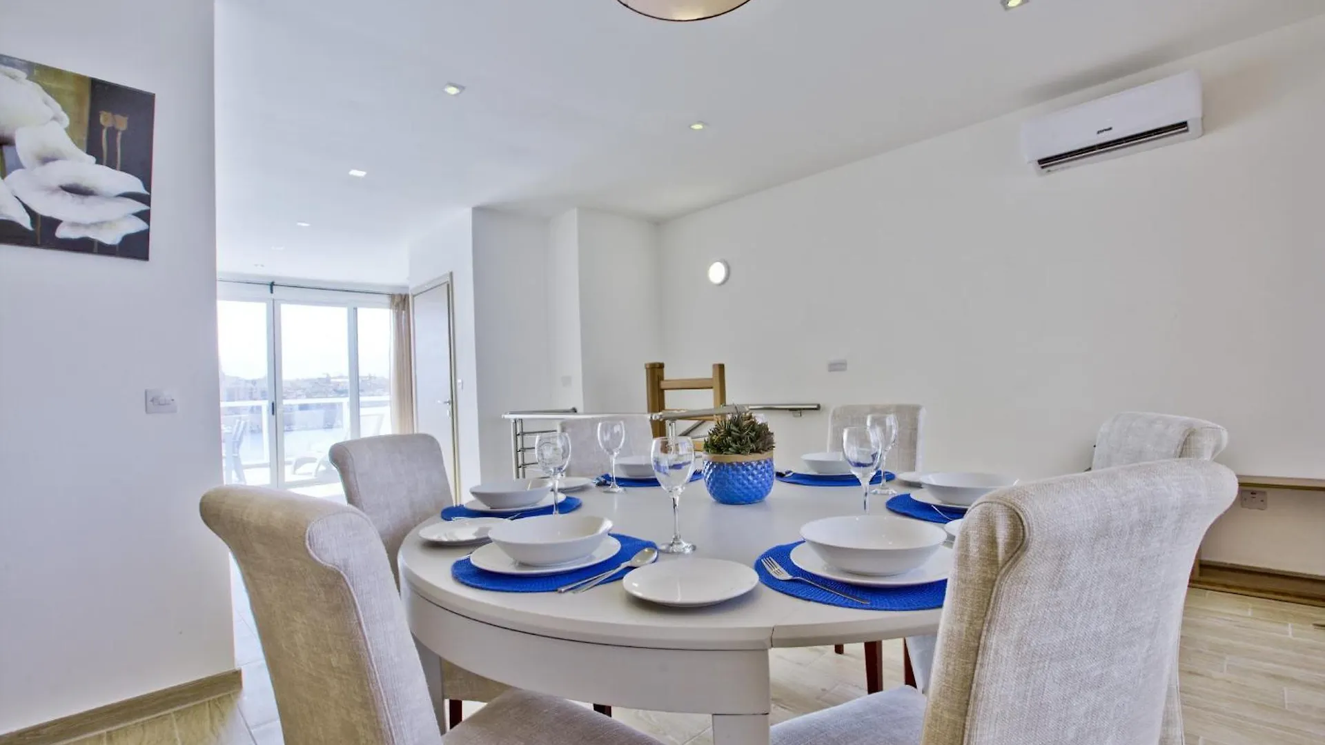 Bastions Seaview Apartments And Duplex Penthouse In Sliema By Shortletsmalta