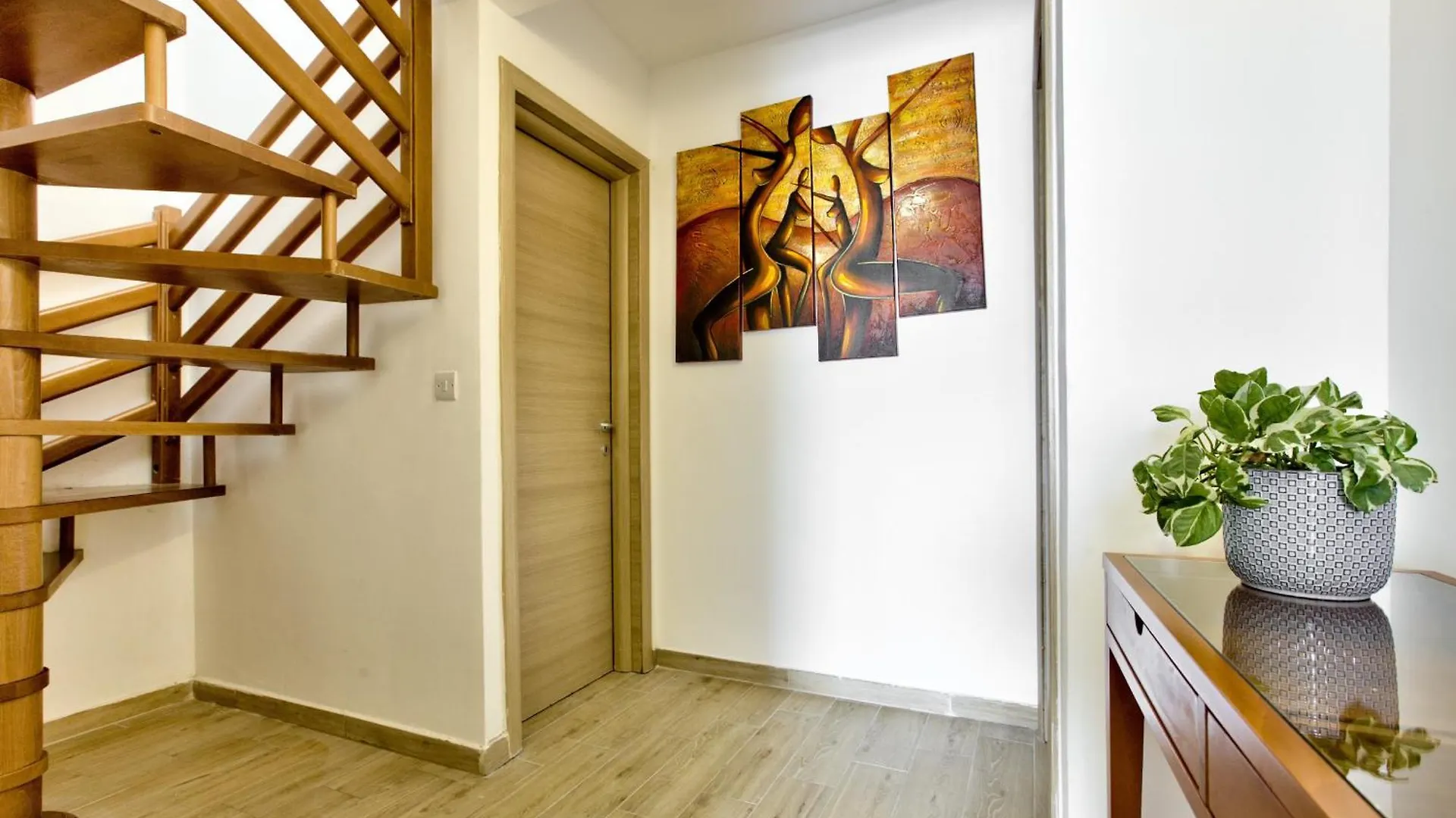 Bastions Seaview Apartments And Duplex Penthouse In Sliema By Shortletsmalta 0*,  Malta