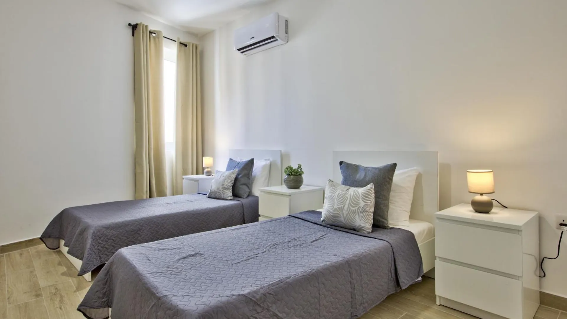 Bastions Seaview Apartments And Duplex Penthouse In Sliema By Shortletsmalta