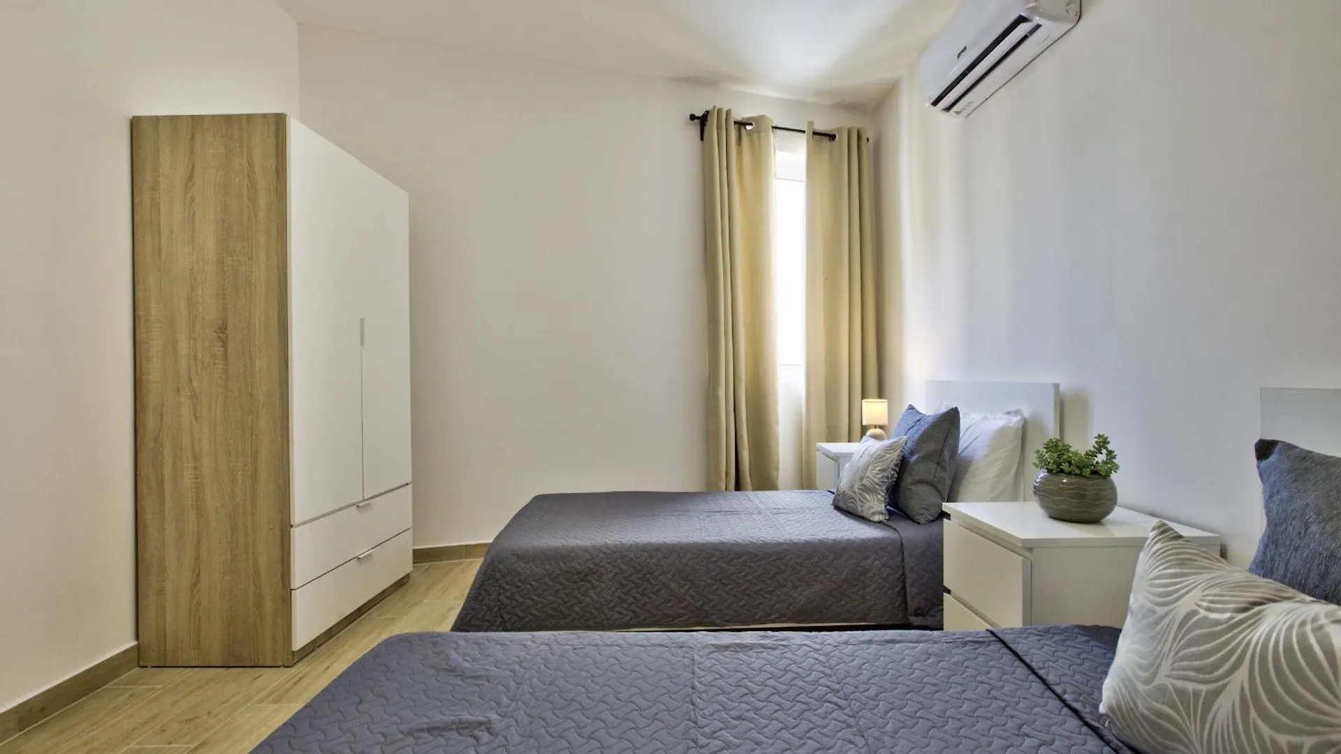 Bastions Seaview Apartments And Duplex Penthouse In Sliema By Shortletsmalta location