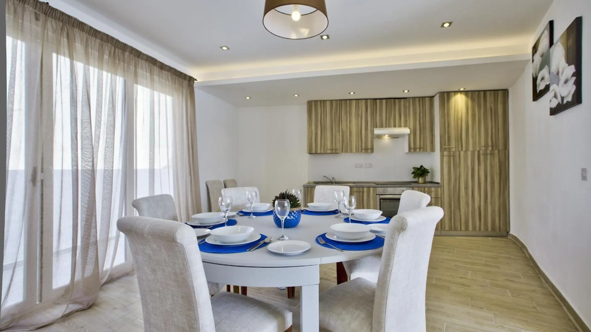 Bastions Seaview Apartments And Duplex Penthouse In Sliema By Shortletsmalta