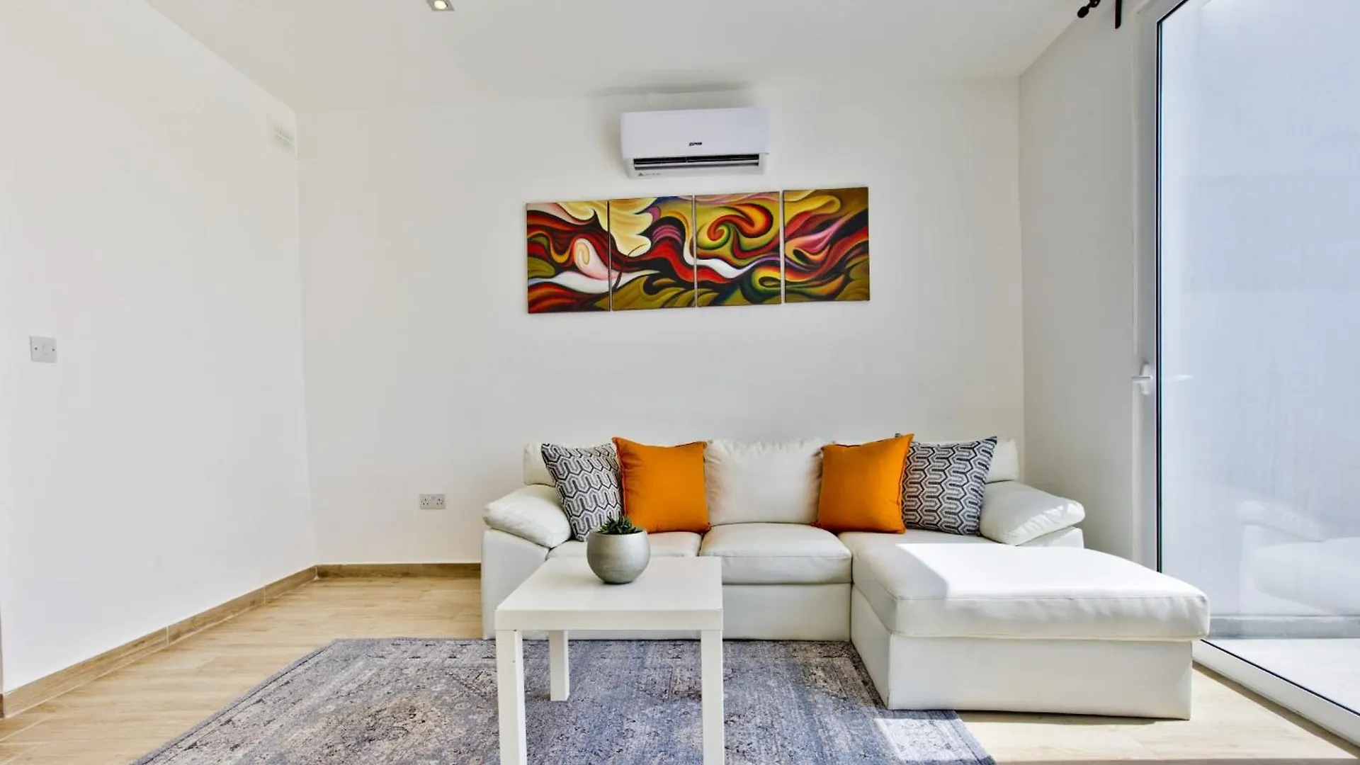 Bastions Seaview Apartments And Duplex Penthouse In Sliema By Shortletsmalta