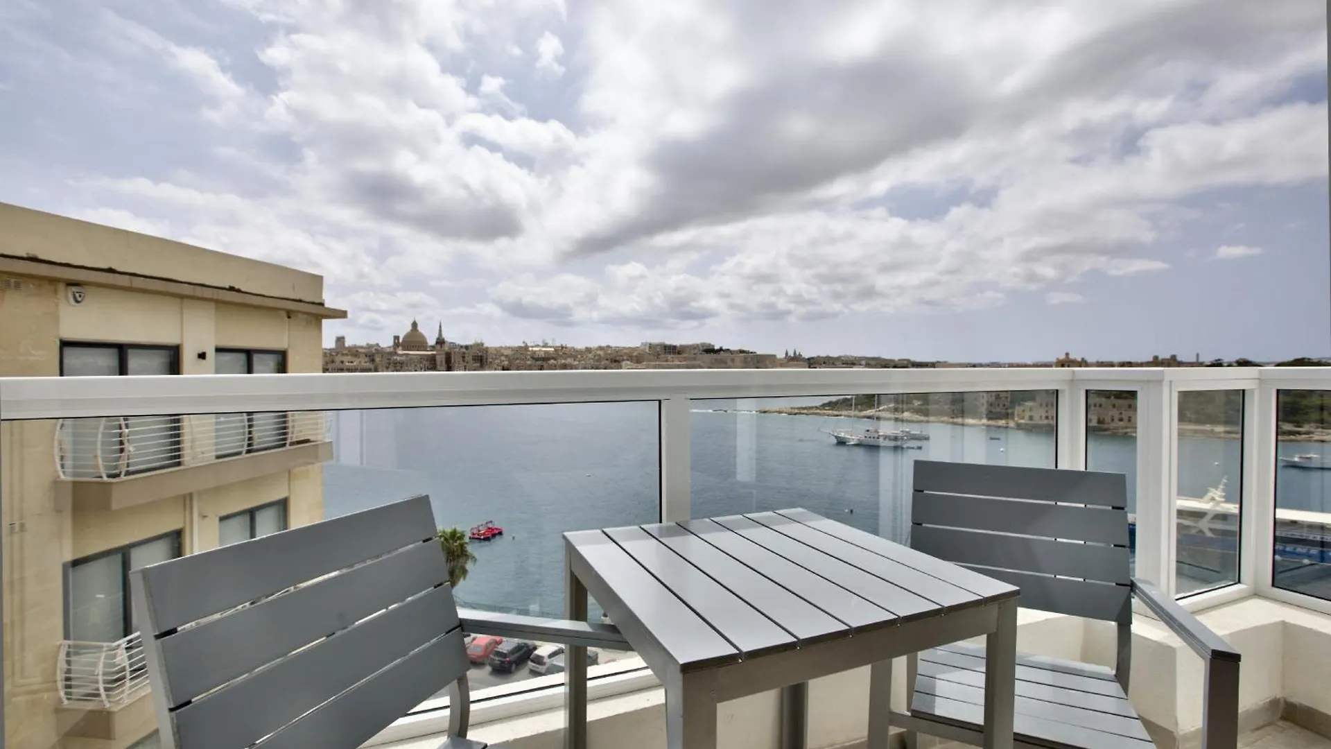 Bastions Seaview Apartments And Duplex Penthouse In Sliema By Shortletsmalta Malta