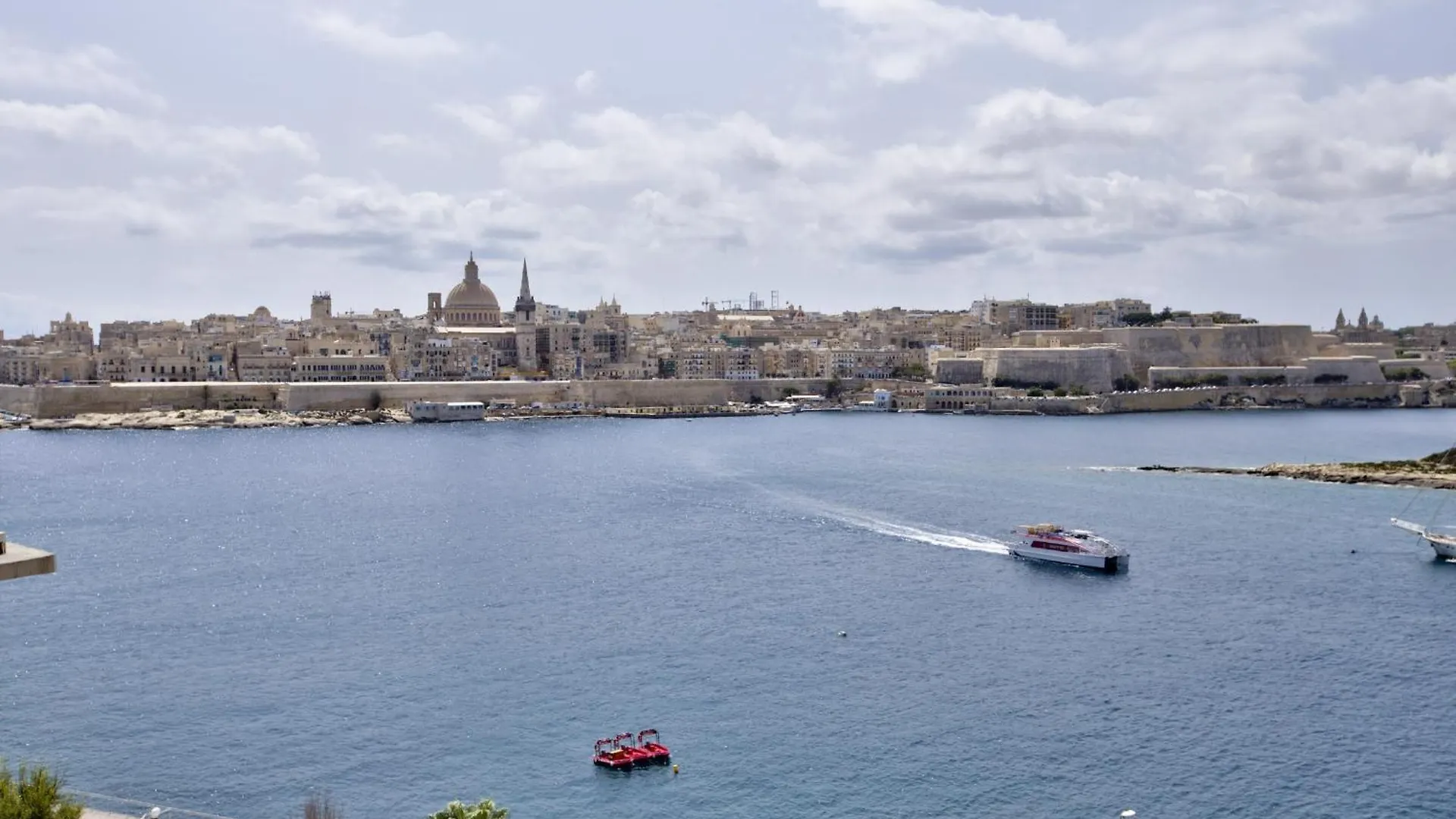 Bastions Seaview Apartments And Duplex Penthouse In Sliema By Shortletsmalta 0*,  Malta